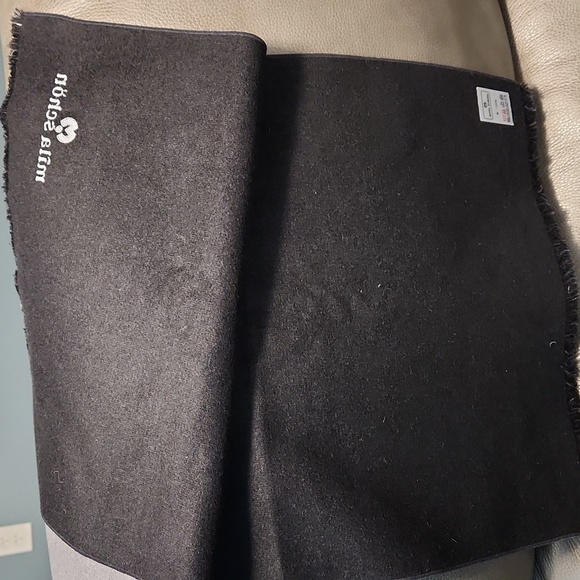 Mila schon scarf - Picture 3 of 4